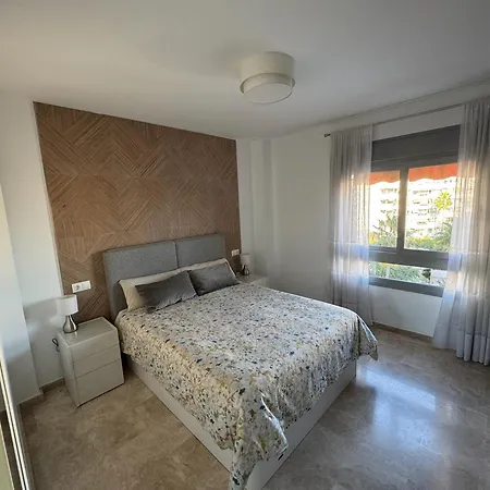 Apartment Con Piscina En Playamar *