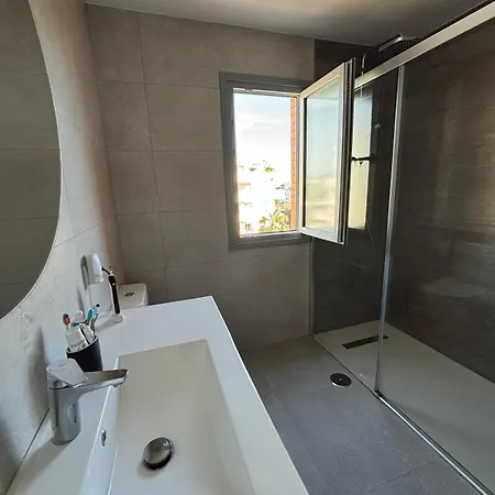 Con Piscina En Playamar Apartment *
